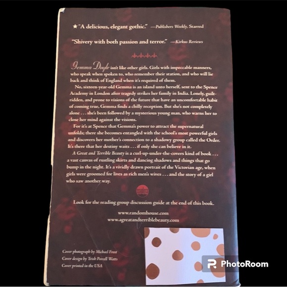 4/$20 | Soft Cover Novel | A Great and Terrible Beauty | by Libba Bray - Picture 2 of 2